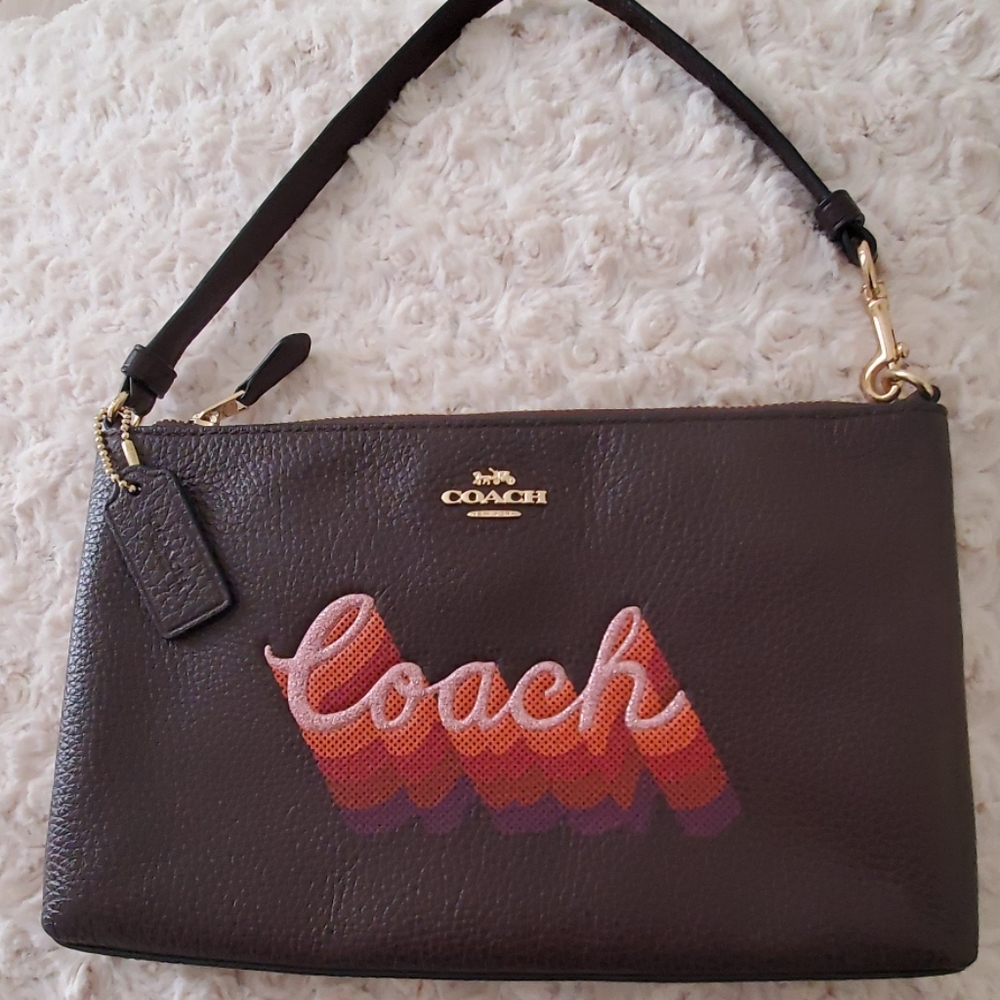 Coach large wristlet with logo  NWOT